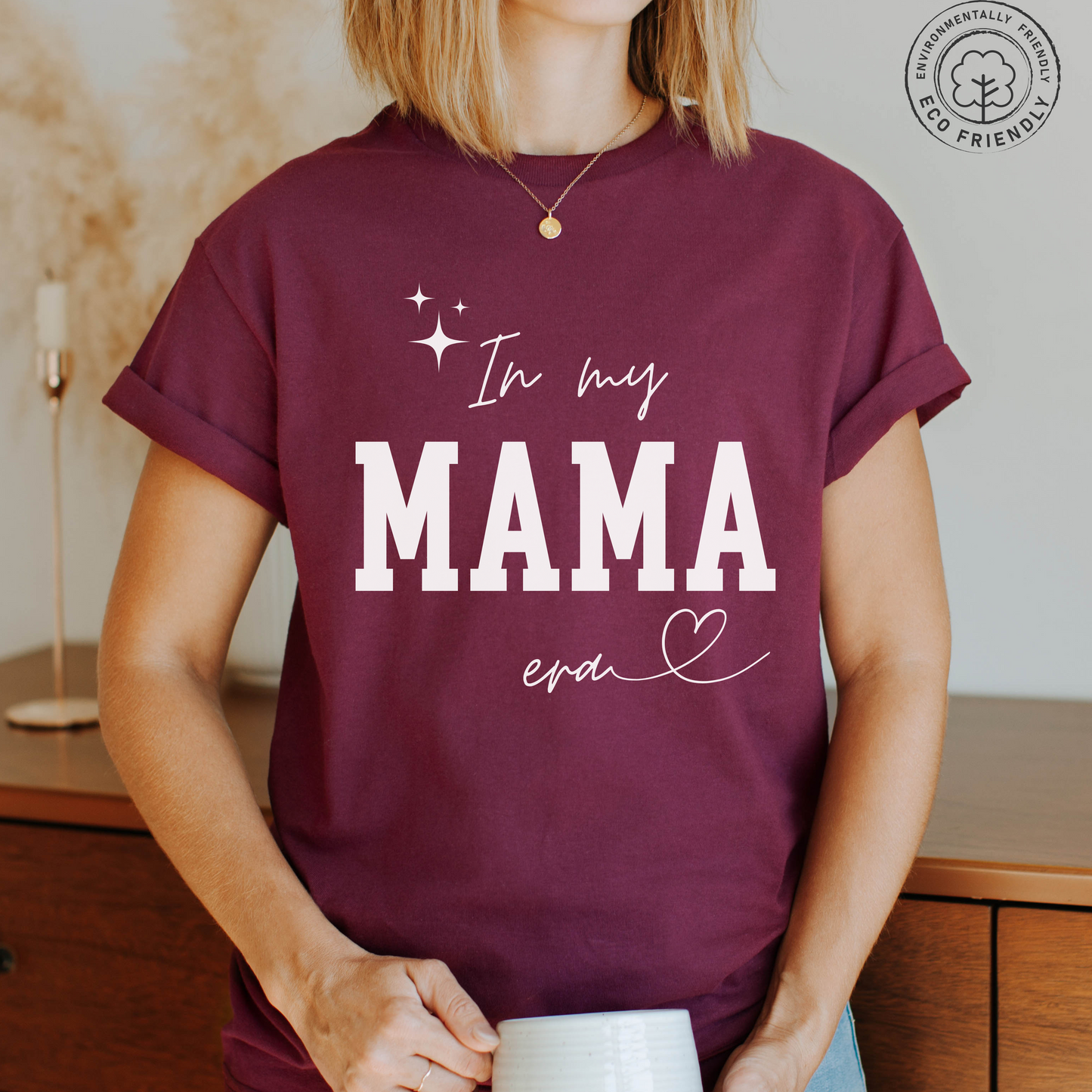 ‘In My MAMA Era’ Camiseta de algodón eco-friendly - Unisex Heavy Cotton Tee - Perfect Gift for Moms, Birthdays, and Celebrations